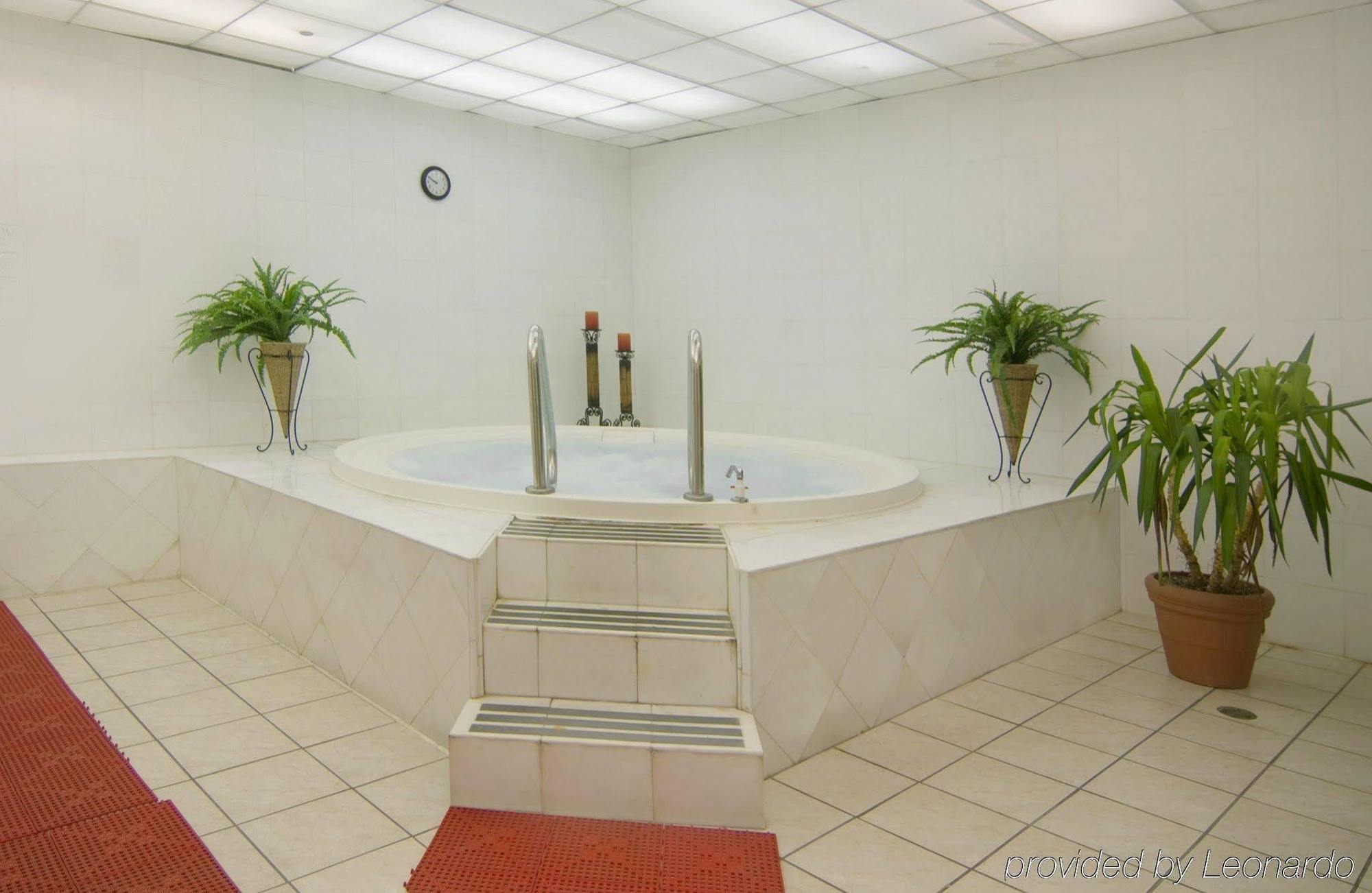 Hudson Valley Resort & Spa Kerhonkson Стая снимка